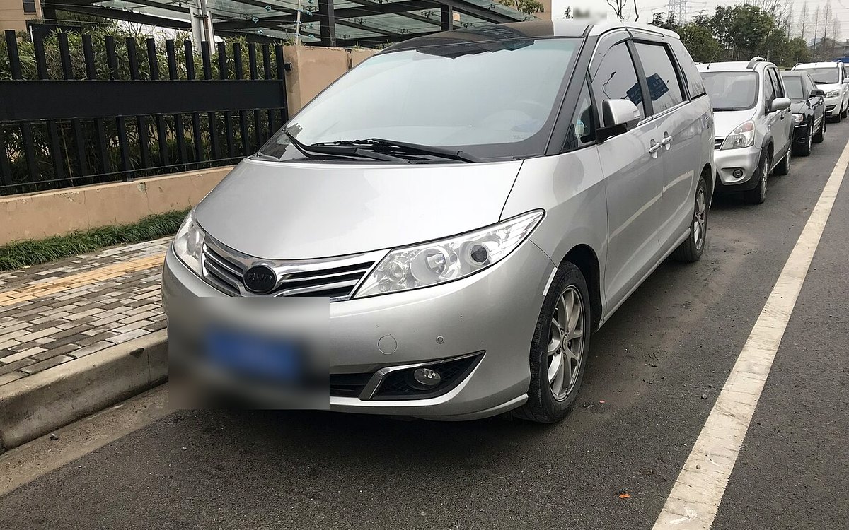 BYD M6 2026: Cicilan & DP, TCO, dan Analisis Komparasi untuk Keluarga