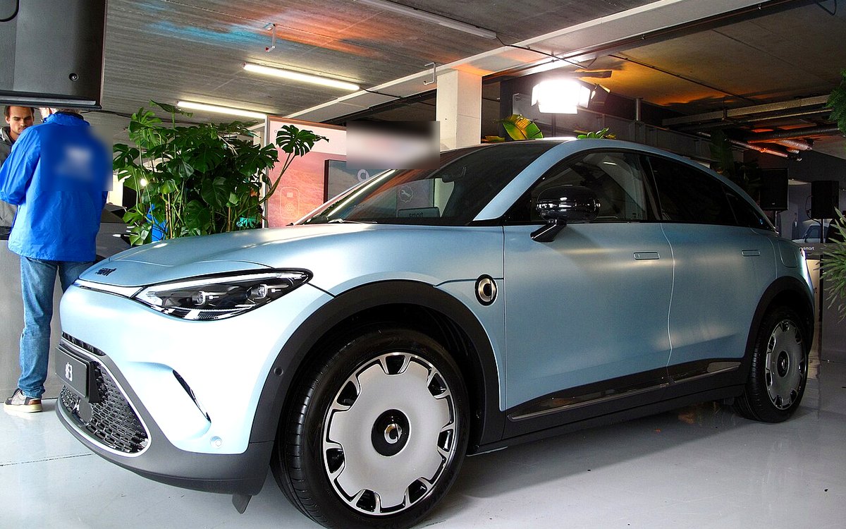 Smart #1 vs Volvo EX30: Pilihan SUV Listrik Premium yang Worth It?