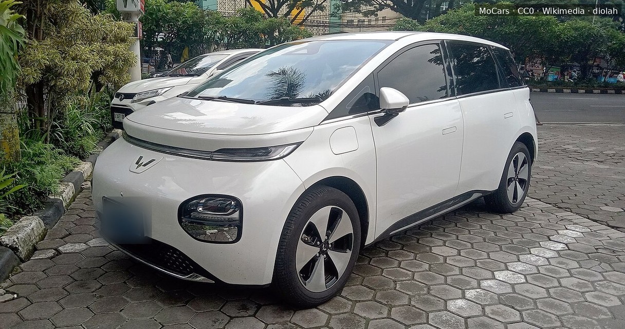 Citroen e-C3 vs Wuling Cloud EV: Pilih Hemat Ekstrim atau Keseimbangan Utama?