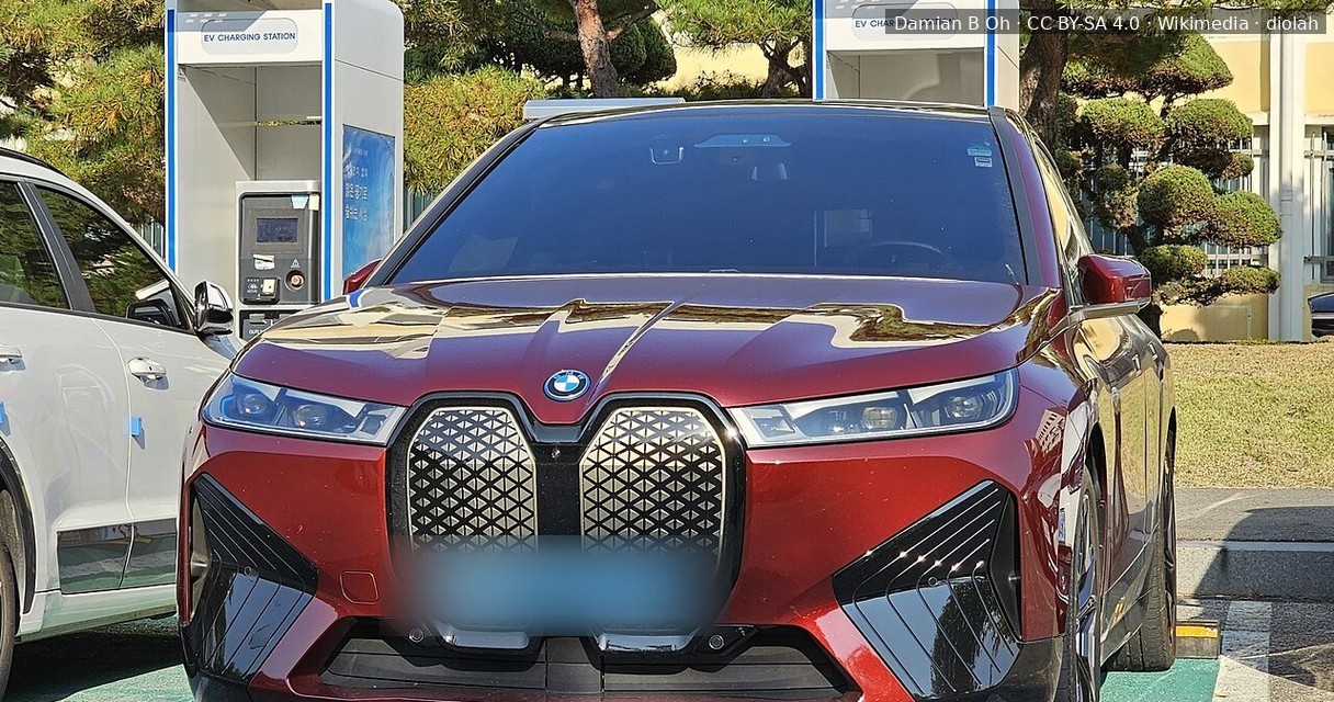 BMW iX Listrik di Indonesia: Harga, Posisi, dan Nilai Lebihnya