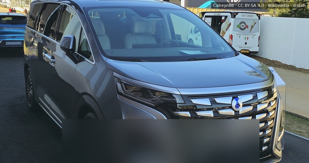 Denza D9 untuk Keluarga Besar: MPV Listrik Premium yang Cukup Lega untuk Harian?